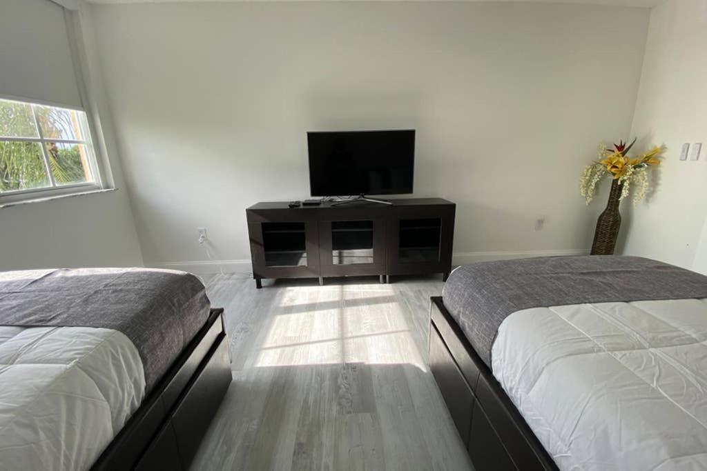 Yacht Club At Aventura 2 Bed 2 Bath Luxurius Cozy Brand New 2020公寓 外观 照片